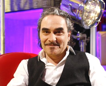 Stephan Eicher : l’une de ses fans ruinée par un escroc, plus de 90 000 euros envolés