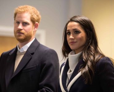 Meghan Markle publie, 8 ans après son mariage avec Harry, de nouvelles images de leur mariage, début d’une longue rupture familiale