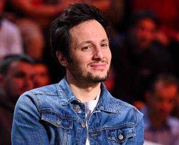 Vianney : sa cabane terminée, le chanteur annonce repartir en tournée en 2027