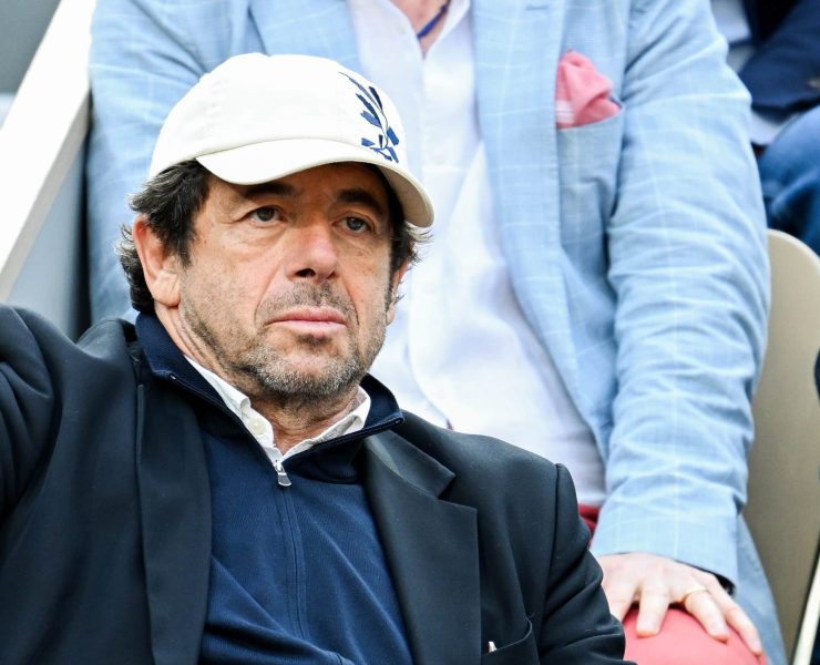Patrick Bruel visé par 15 nouveaux témoignages : une bénévole des Enfoirés raconte comment un vigile l’aurait sauvée
