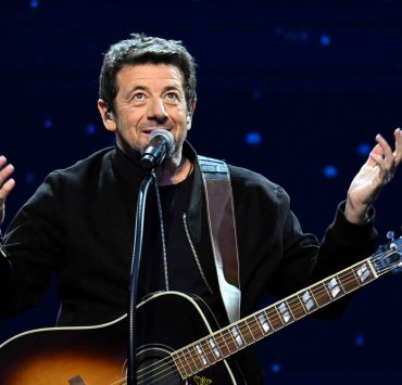"Des massages au niveau de son anus" : Patrick Bruel accusé d'agressions sexuelles, une masseuse se livre pour la première fois