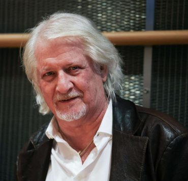 Patrick Sébastien accusé d’avoir menti sur ses revenus : l’animateur contraint de publier une vidéo d’explication