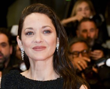 Marion Cotillard : son fils Marcel en "crise de larmes", "hystérique", l’actrice supplie les joueurs du PSG d’intervenir