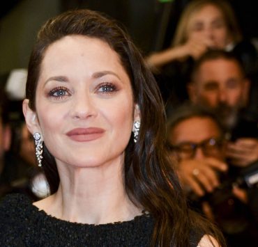 Marion Cotillard : son fils Marcel en "crise de larmes", "hystérique", l’actrice supplie les joueurs du PSG d’intervenir