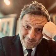 "Impensable sans eux" : Arthur apporte un soutien de poids à Olivier Nora dans la tourmente chez Grasset