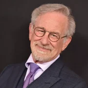 Steven Spielberg fait renaître Casper le fantôme : une série lancée sur Disney+