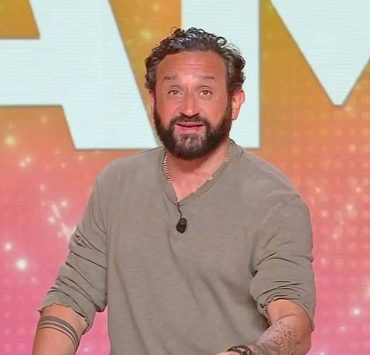 Cyril Hanouna s’éclate à Marbella avec sa sublime Shana Lousteau et Raymond Aabou : l’animateur plus à la page que jamais