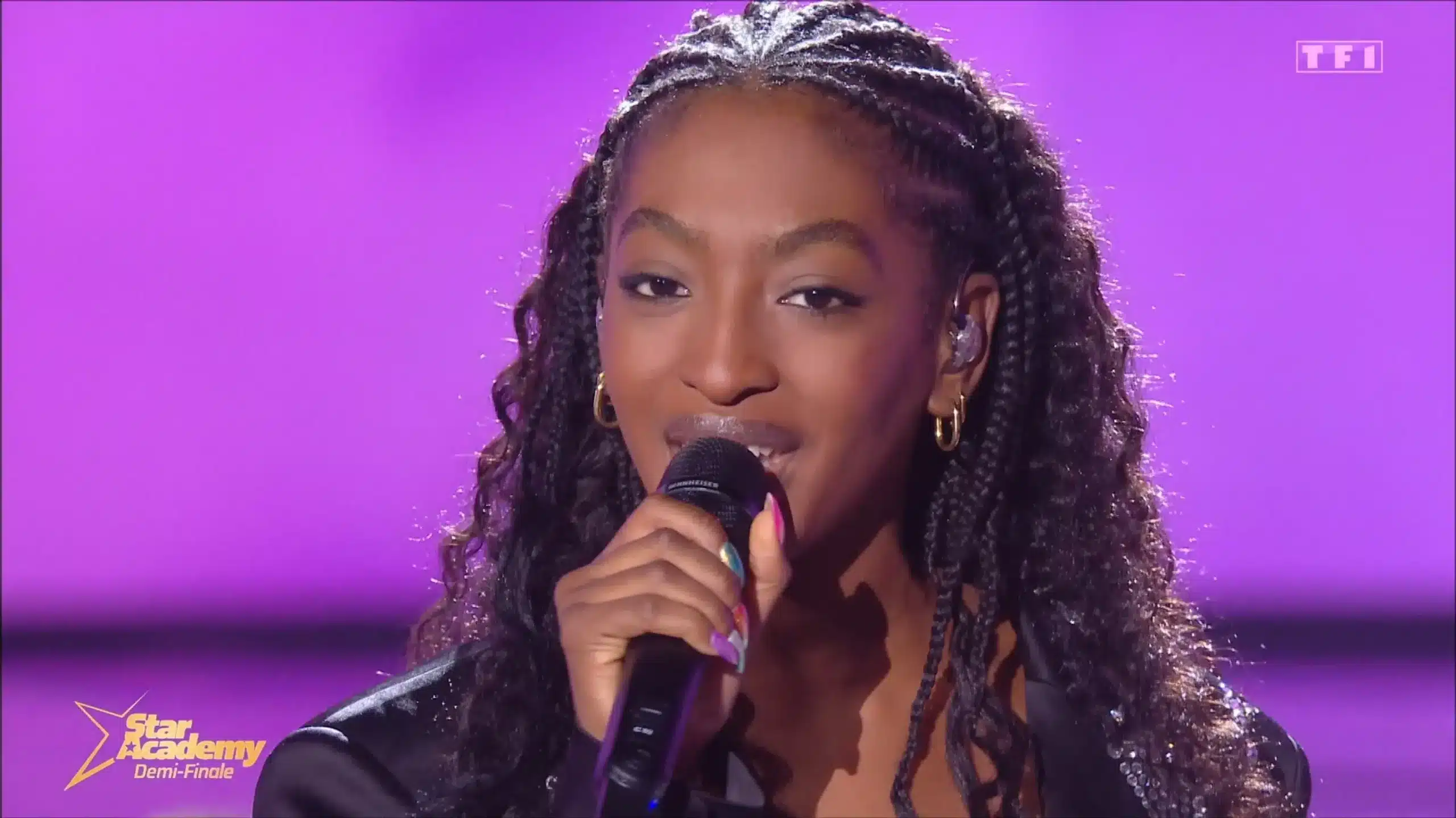 "Je me suis effondrée" : le témoignage poignant d'Ebony face au racisme