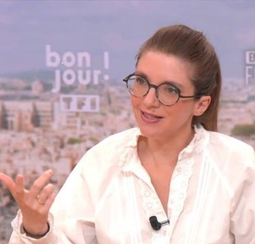 The Voice : Aurore Bergé envoie un SMS à un ancien candidat pour lui annoncer qu’il sera prochainement décoré
