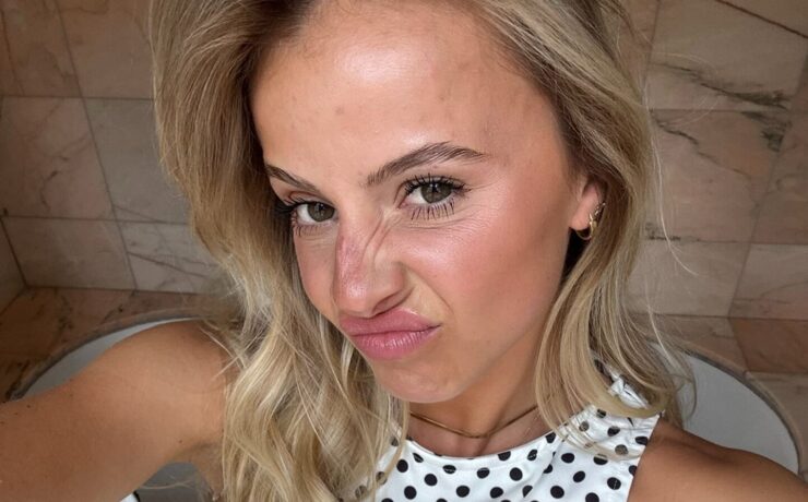 Carla Dona : l’ancienne candidate de la Star Academy va se marier avec son compagnon de 14 ans son aîné