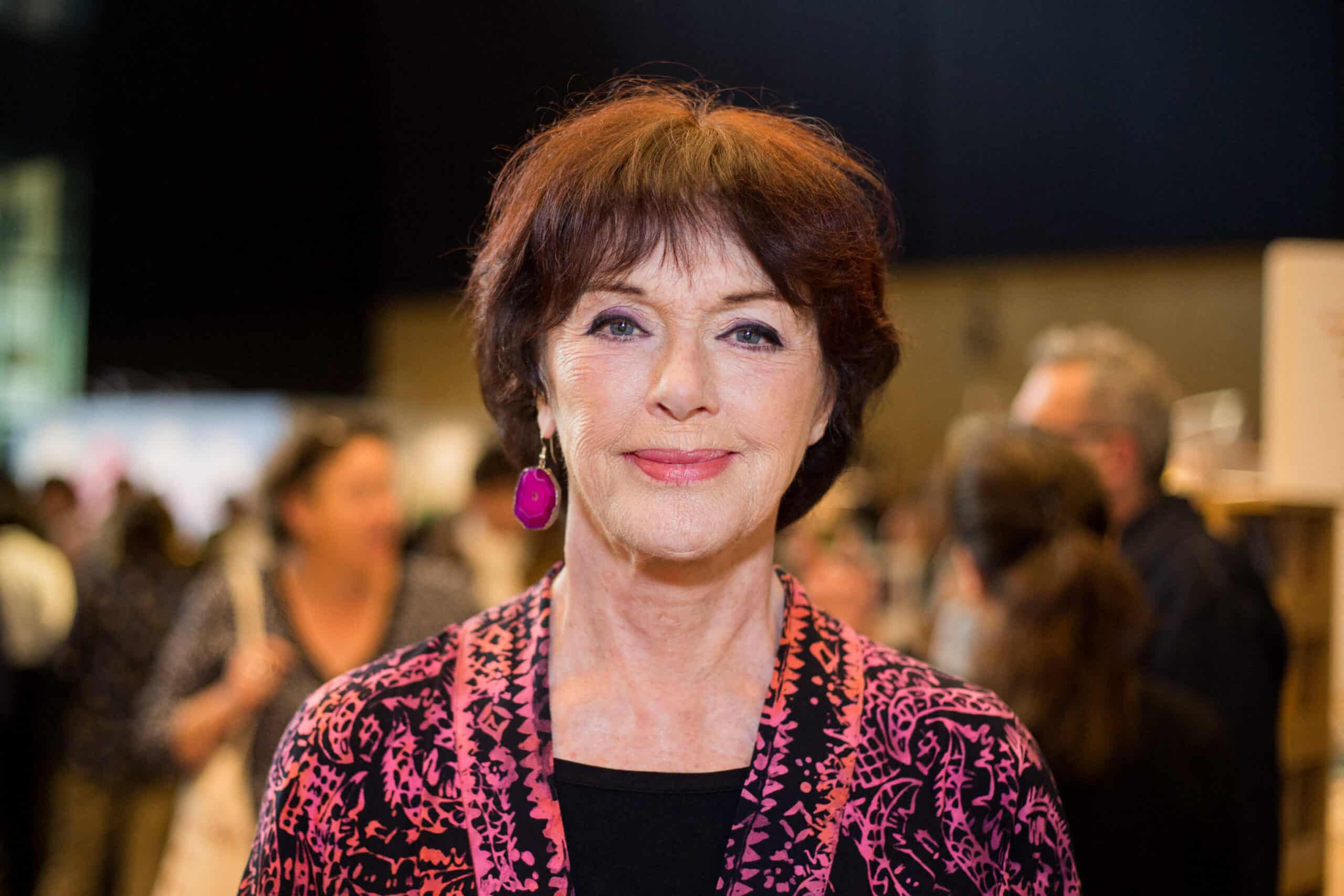 Anny Duperey : deux maisons et une toute petite retraite