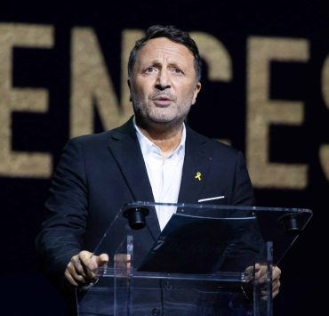 Arthur producteur mais parfois aussi acteur, au cinéma : cette superproduction a rapporté près de 50 millions de dollars