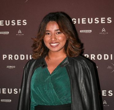 Anisha Jo, grande gagnante de la Star Academy parfois oubliée, revient avec un nouveau single émouvant sur le thème de la solitude