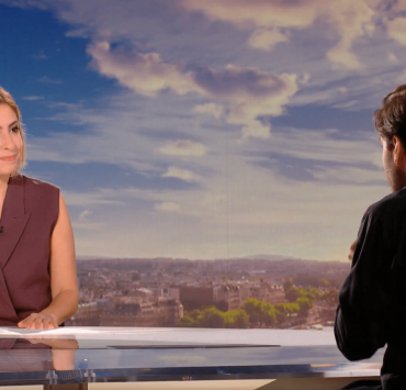 "J’ai toujours été vioque", Léa Salamé surprise par son invité Panayotis Pascot, sa propre mère "effrayée" par son comportement