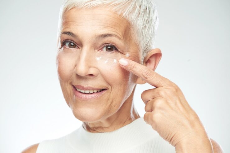 Anti-âge au naturel : ces compléments beauté qui font la différence après 40 ans