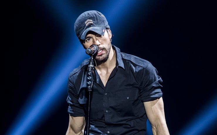 Enrique Iglesias agressé sexuellement par une fan ? Le chanteur publie une étrange vidéo