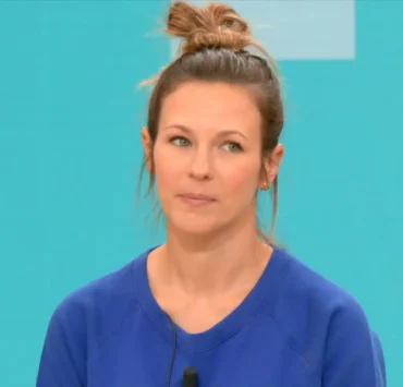 Lorie et Bruce Toussaint c’est déjà fini : la chronique de la chanteuse "sacrifiée"