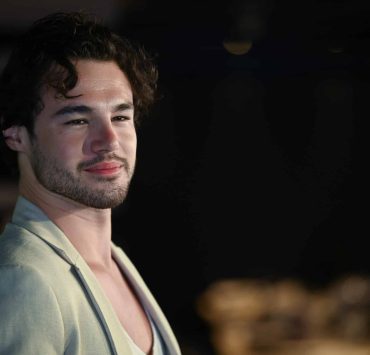 Anthony Colette évincé de Danse avec les stars : pour son troisième album, il peut compter sur un proche de Théodora