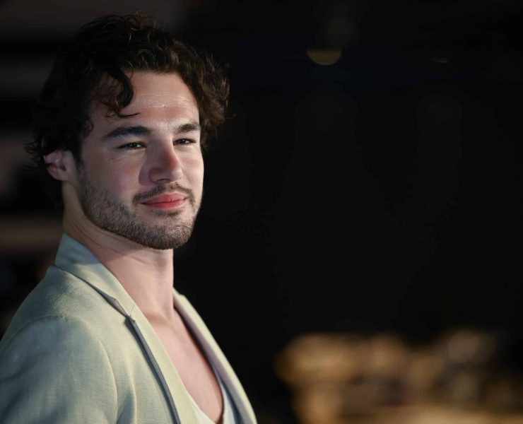 Anthony Colette évincé de Danse avec les stars : pour son troisième album, il peut compter sur un proche de Théodora
