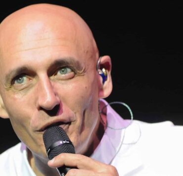 "Je me suis retrouvé pire qu’avant de commencer à chanter" : ruiné, William du duo "Début de soirée" raconte sa descente aux enfers