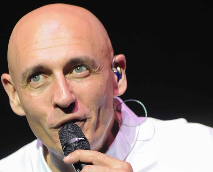 "Je me suis retrouvé pire qu’avant de commencer à chanter" : ruiné, William du duo "Début de soirée" raconte sa descente aux enfers