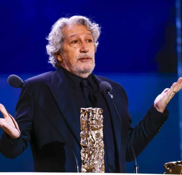 "C’est vraiment minable" : malade, Alain Chabat renonce finalement à sa venue dans C à vous, l’acteur accusé de simuler