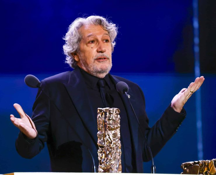 "C’est vraiment minable" : malade, Alain Chabat renonce finalement à sa venue dans C à vous, l’acteur accusé de simuler