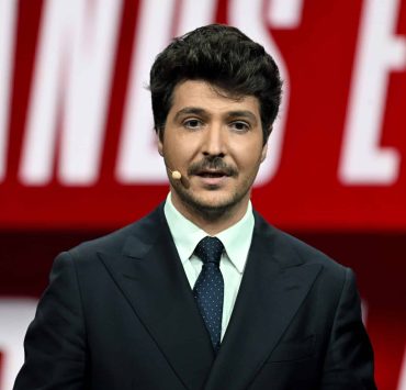 CNews : Eliot Deval bientôt marié, sa compagne Morgane a dit "oui" dans un lieu somptueux