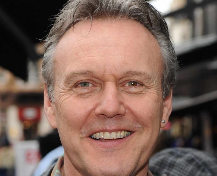 Mort de Anthony Head : la star de "Buffy contre les vampires" a succombé à une pneumonie