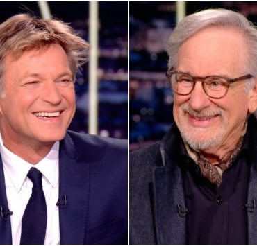 Laurent Delahousse épate Steven Spielberg, son invité après le JT de 20h de France 2 : le journaliste a fini son interview très, très ému
