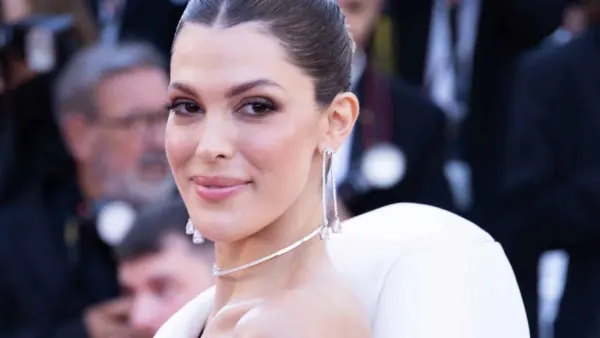 "J'ai cru qu'on n'allait plus jamais la revoir" : les confidences de la mère d'Iris Mittenaere après son sacre à Miss Univers