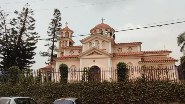 Église à Yaoundé, illustration contextuelle