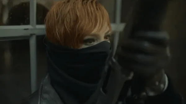 Mylène Farmer en mode braqueuse pour "Des lols et des quoi", les premières images dévoilées