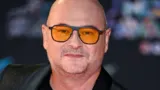 Cauet menacé de mort par l'une de ses accusatrices, il passe à l'offensive