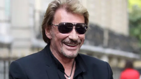 Johnny Hallyday accusé de viol par une hôtesse, en 2005 : comment s'est terminée l'histoire ?