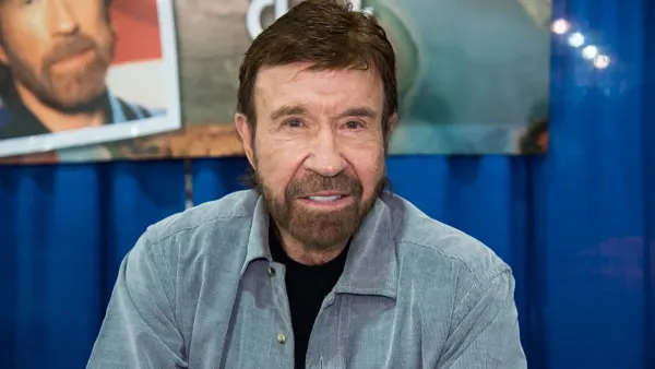 "Une erreur tragique" : l’absence de Chuck Norris aux Emmys scandalise son ancienne co-star