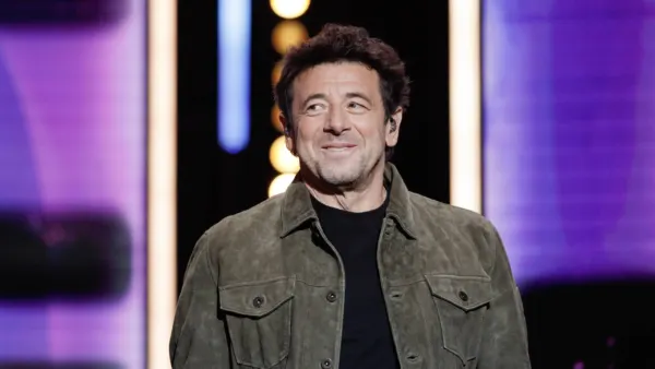 "Je vais te prendre contre ces cartons" : 33 ans après les faits présumés, une attachée de presse brise le silence et témoigne contre Patrick Bruel