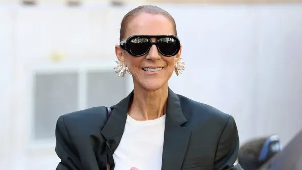 "Ça lui lisse la peau et fait des pommettes hyper repulpées", Céline Dion, ce produit vaut une dizaine d’euros et fait des miracles