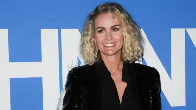 Laeticia Hallyday s'improvise prof de français pour le chéri de sa fille Jade
