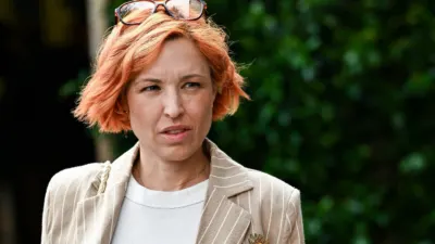 Natasha St-Pier chante pour le Pape : son nouveau projet loin des embrouilles, du commissariat et des règlements de compte