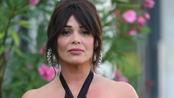 "Astrid et Raphaëlle" (France 2) : Lola Dewaere en retrait pour "protéger sa santé mentale"