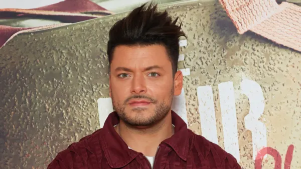 "Qui a fumé dans l’équipe ?", Kev Adams et Claude Zidi Jr. : en pleine avant-première, une spectatrice détruit leur film