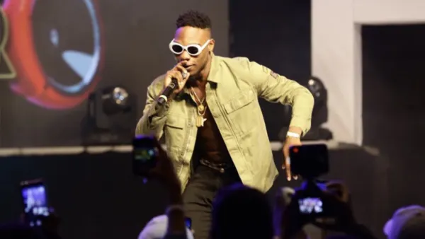 L.A.X, musicien nigérian, en 2017